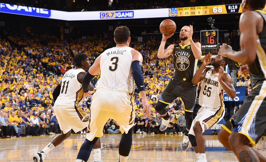 骑士险胜勇士，浓眉哥刷新纪录