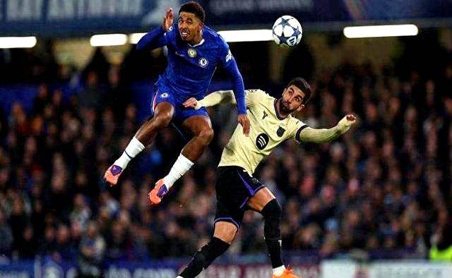 切尔西横扫曼联，阿什拉夫带队取胜