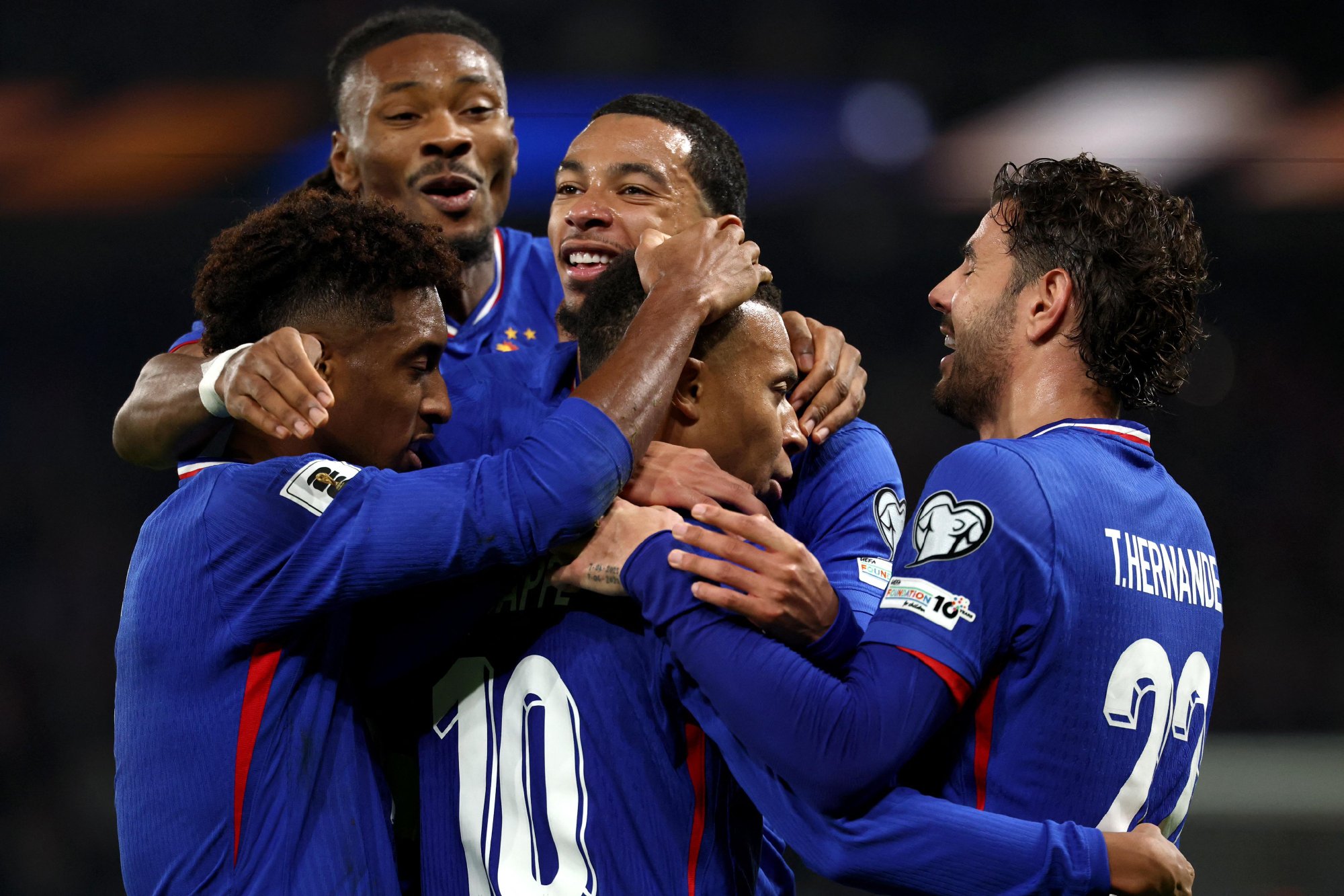 荷兰完胜韩国，姆巴佩刷新纪录