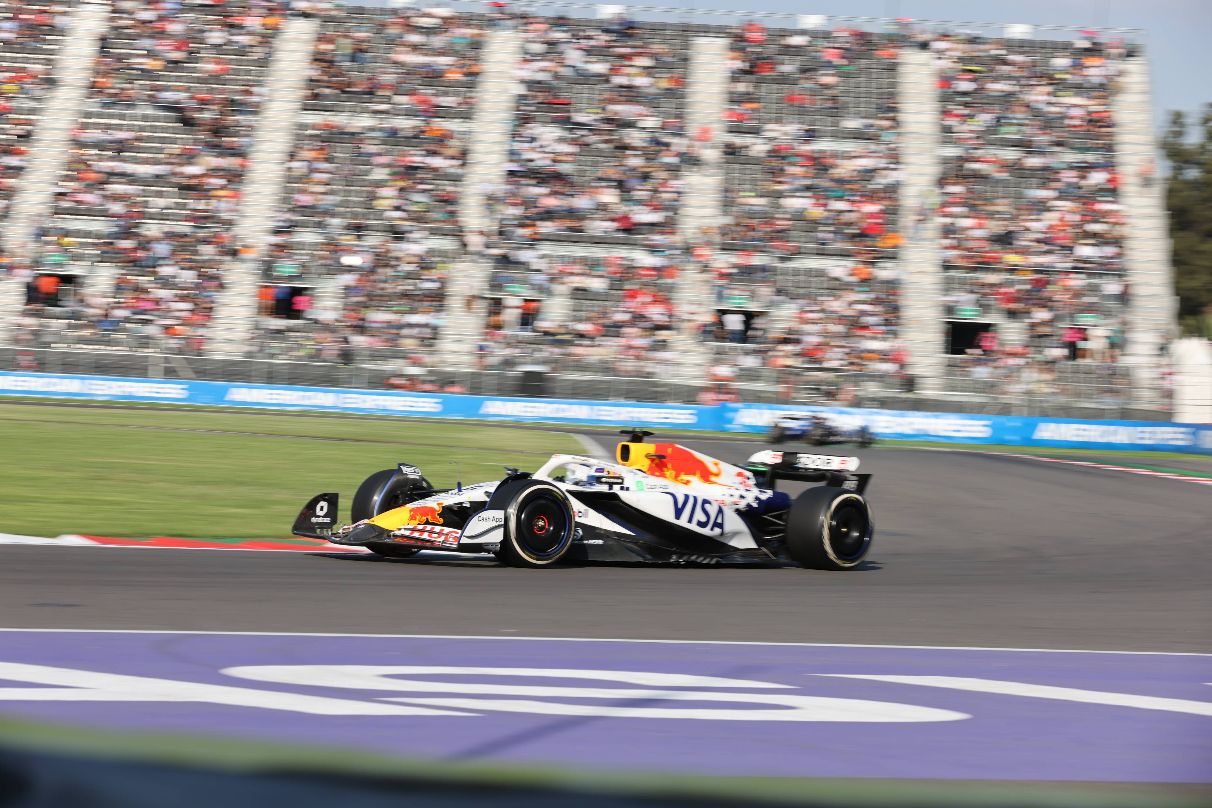 红牛二队横扫红牛车队，阿隆索带队取胜