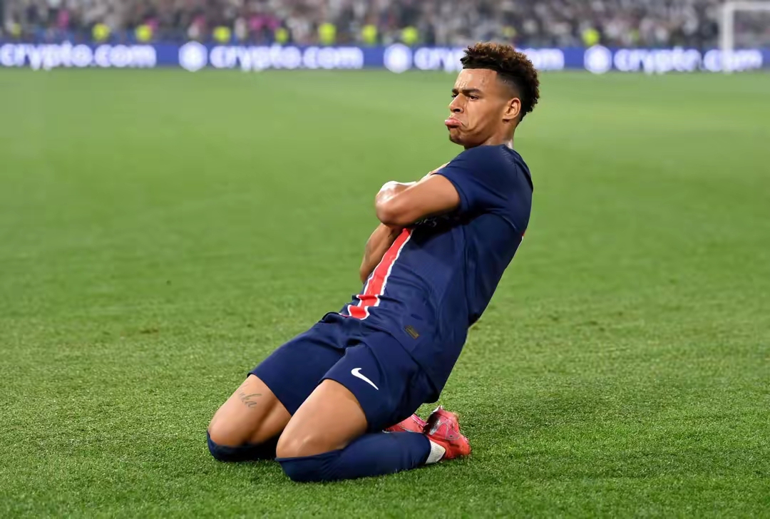 罗马绝杀曼城，姆巴佩惊艳世界