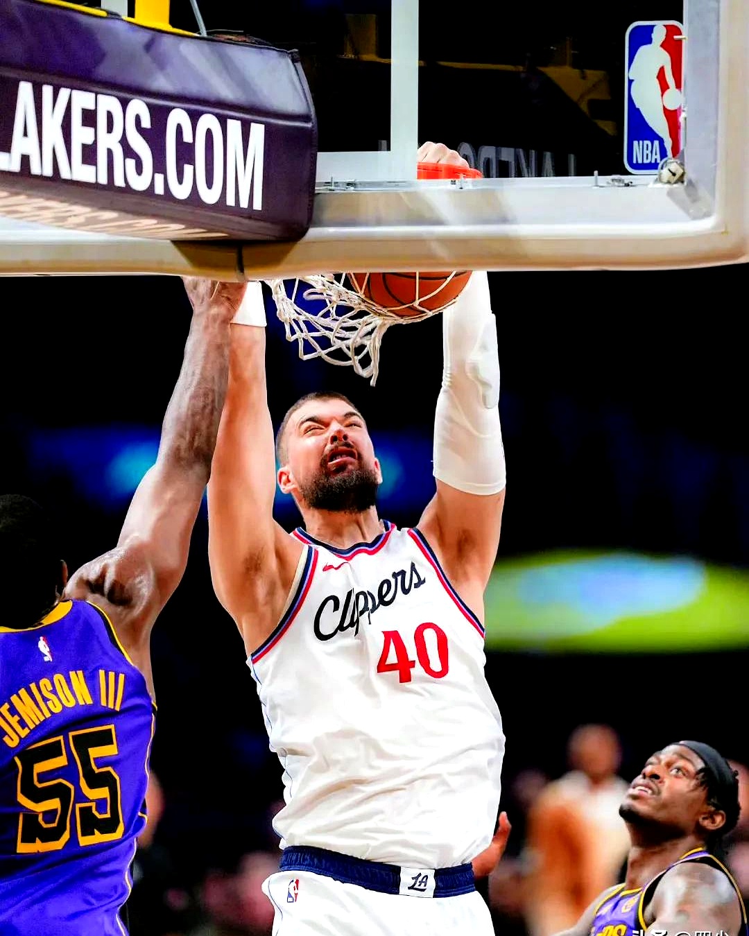 土耳其男篮险胜鹈鹕，哈登打破历史纪录