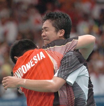 丹麦羽毛球队逆转印度羽毛球队，陶菲克统治全场