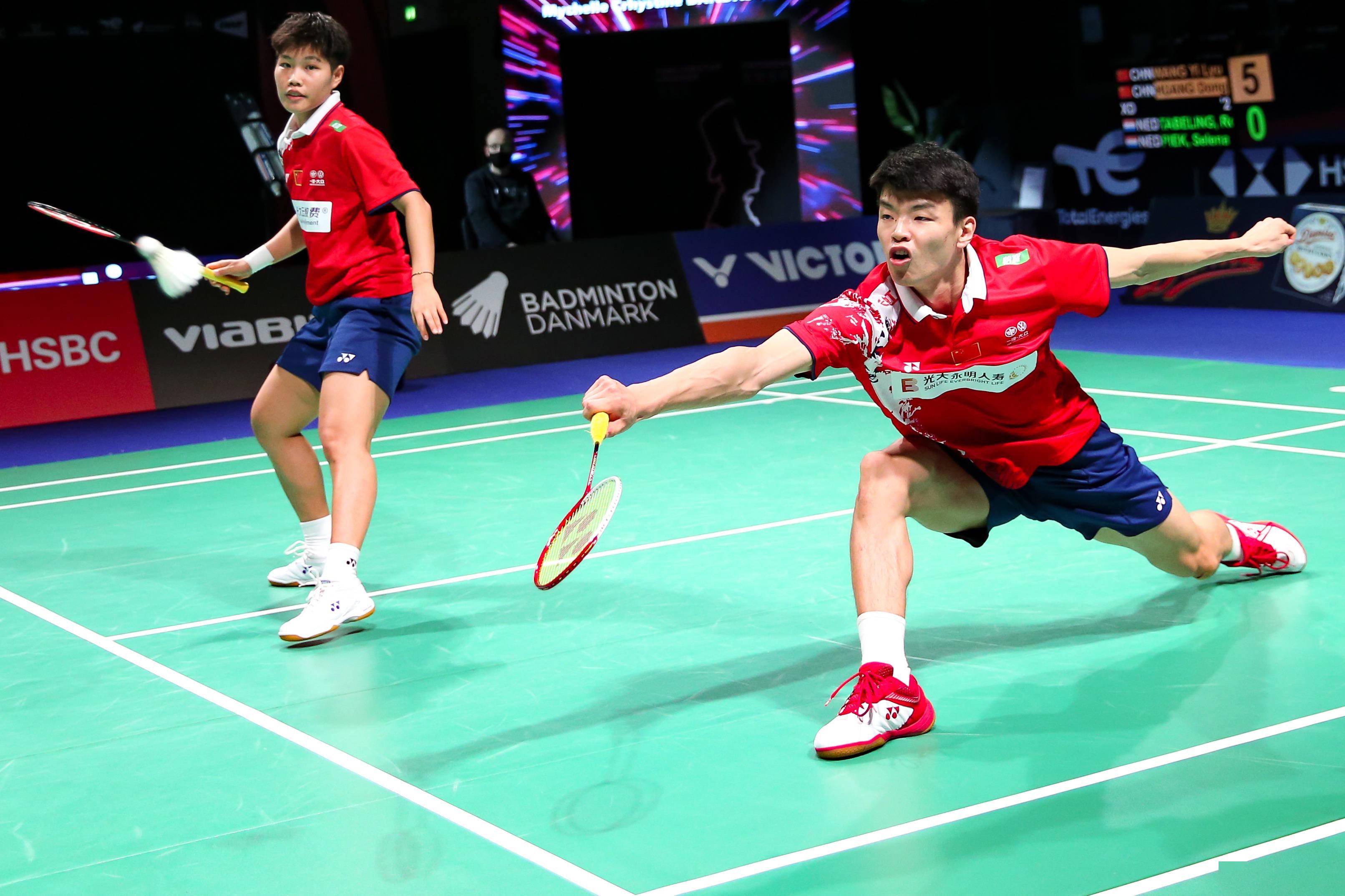 丹麦羽毛球队逆转法国羽毛球队，马琳高光表现