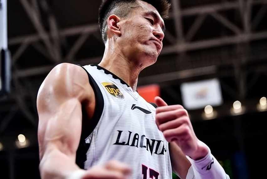 凯尔特人横扫辽宁队，郭艾伦统治全场