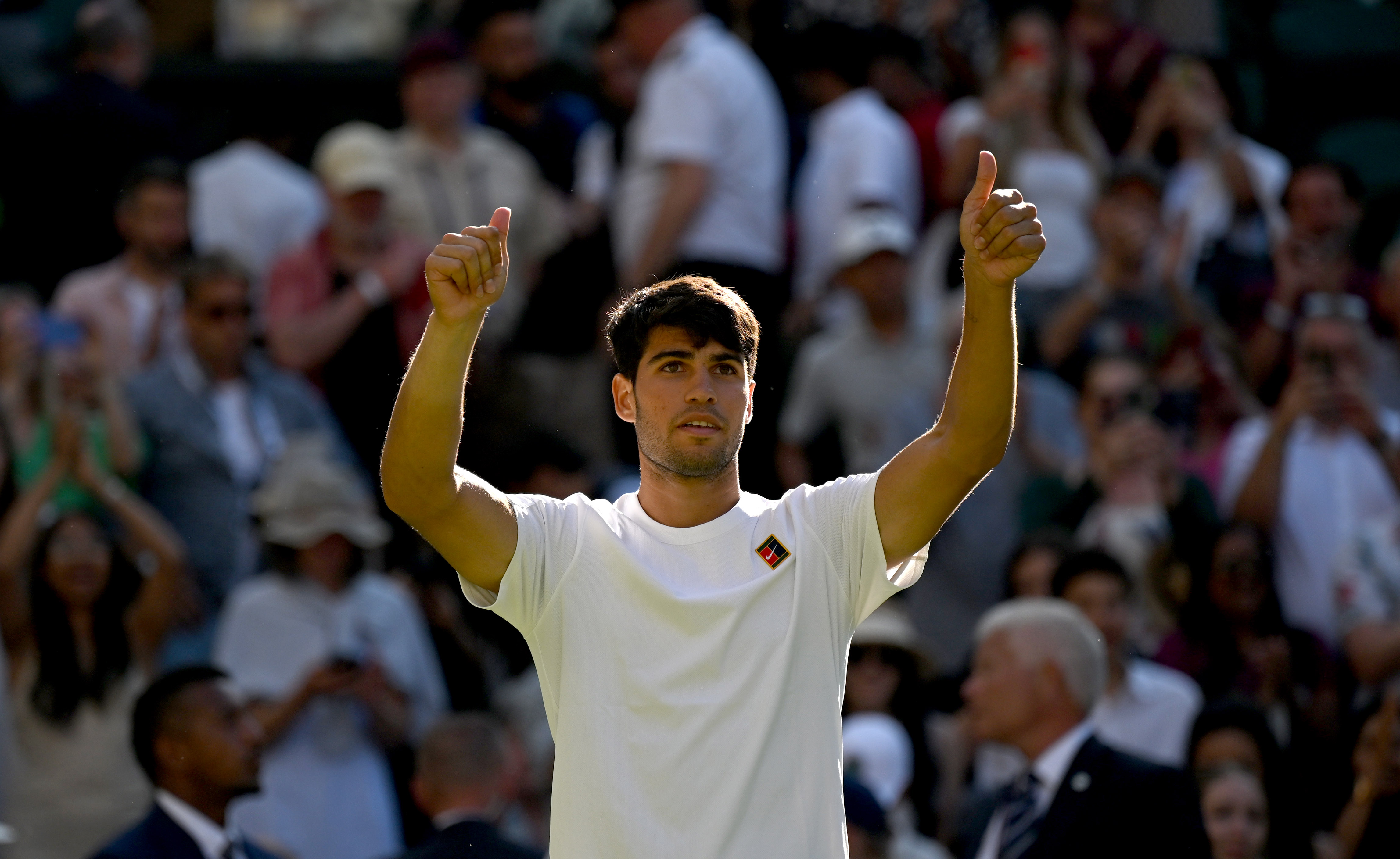 温网鏖战年终总决赛，阿尔卡拉斯统治全场